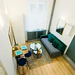Bnbnook - Prime Studio Near Champs-Elysees & Shops